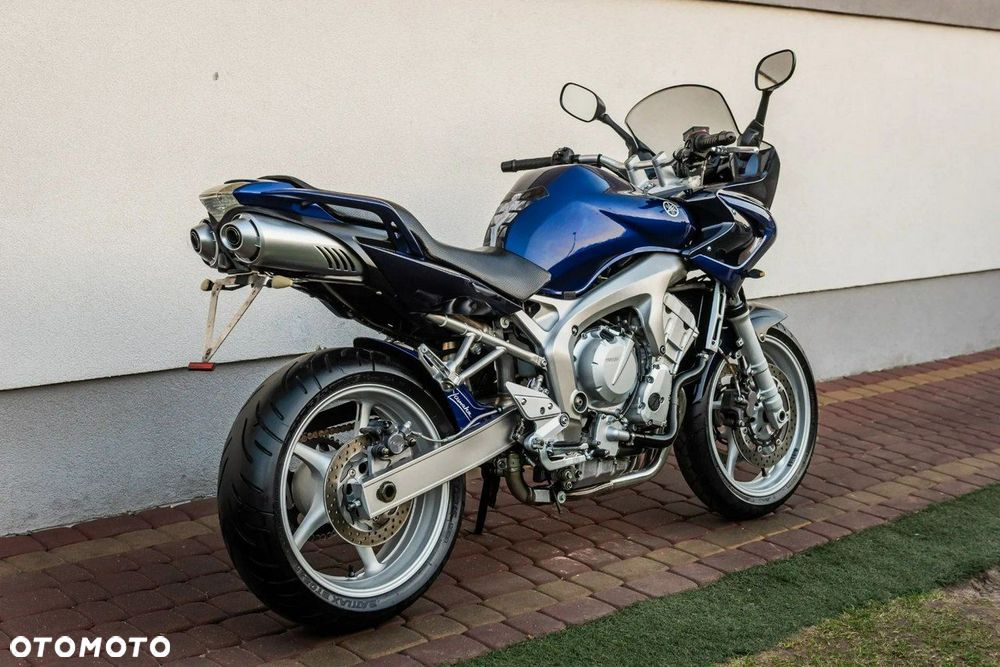 Yamaha FZ - 3