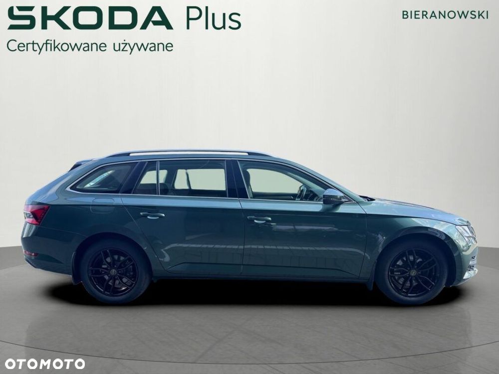 Skoda Superb 2.0 TDI SCR Ambition DSG - 21