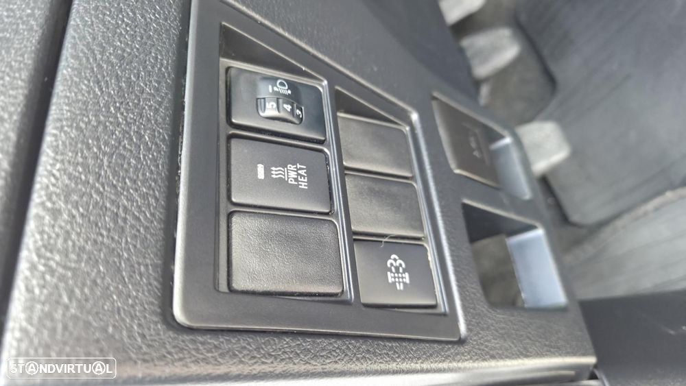 Toyota Hilux VIII Pick-up 2.4 D 4WD - 12