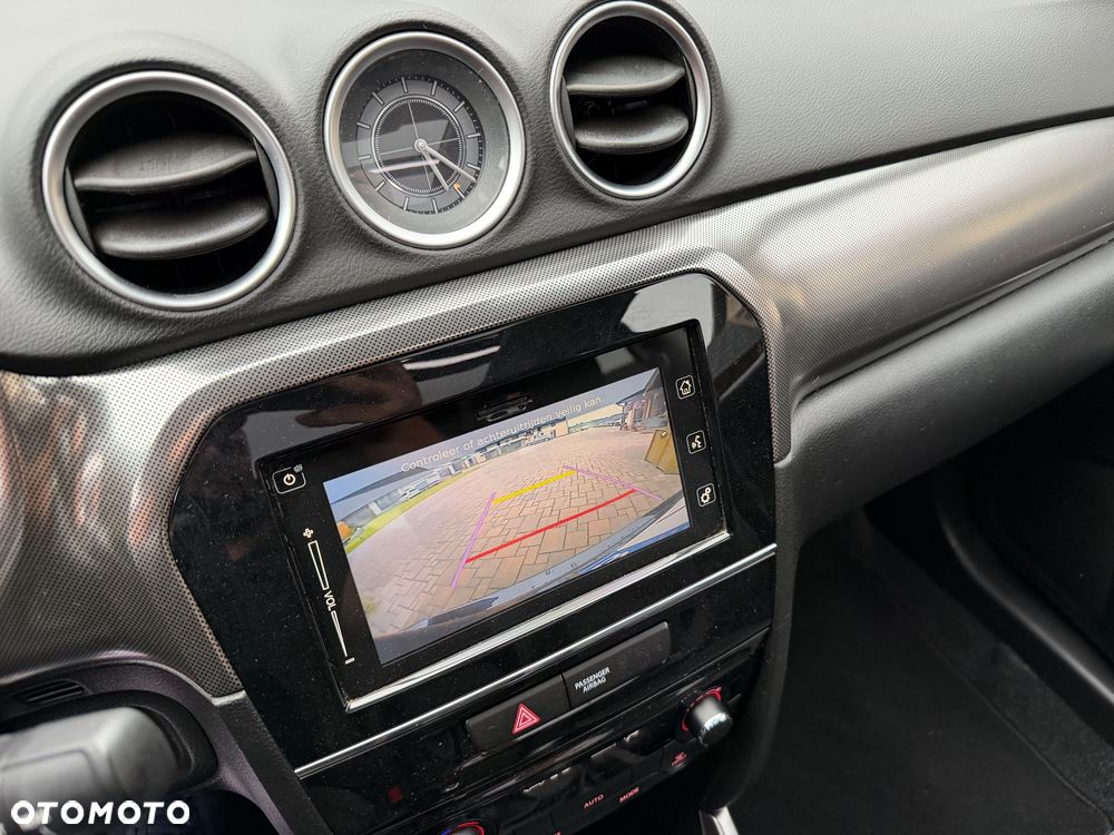 Suzuki Vitara 1.4 Boosterjet Hybrid Comfort+ "SHINKAI" - 37