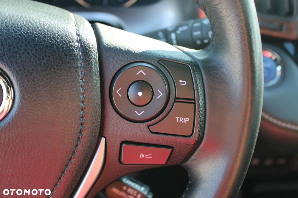 Toyota RAV4 - 18