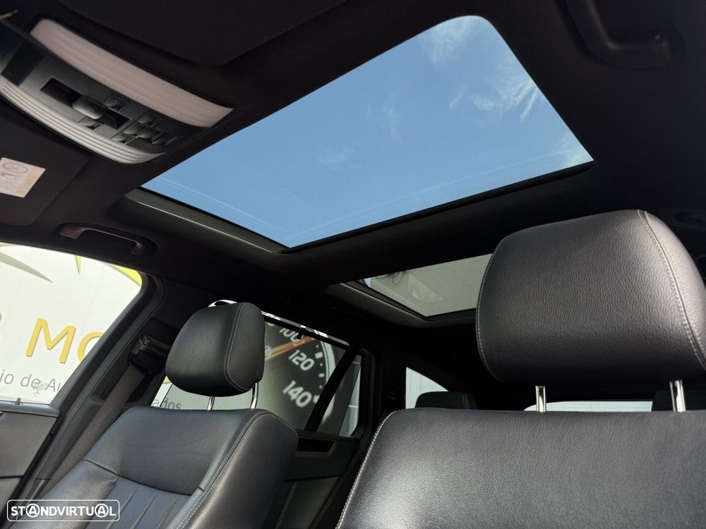 Mercedes-Benz E 300 Bluetec Hybrid Avantgarde - 19