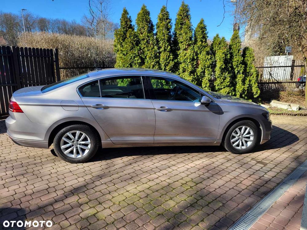 Volkswagen Passat 2.0 TDI EVO Business - 9