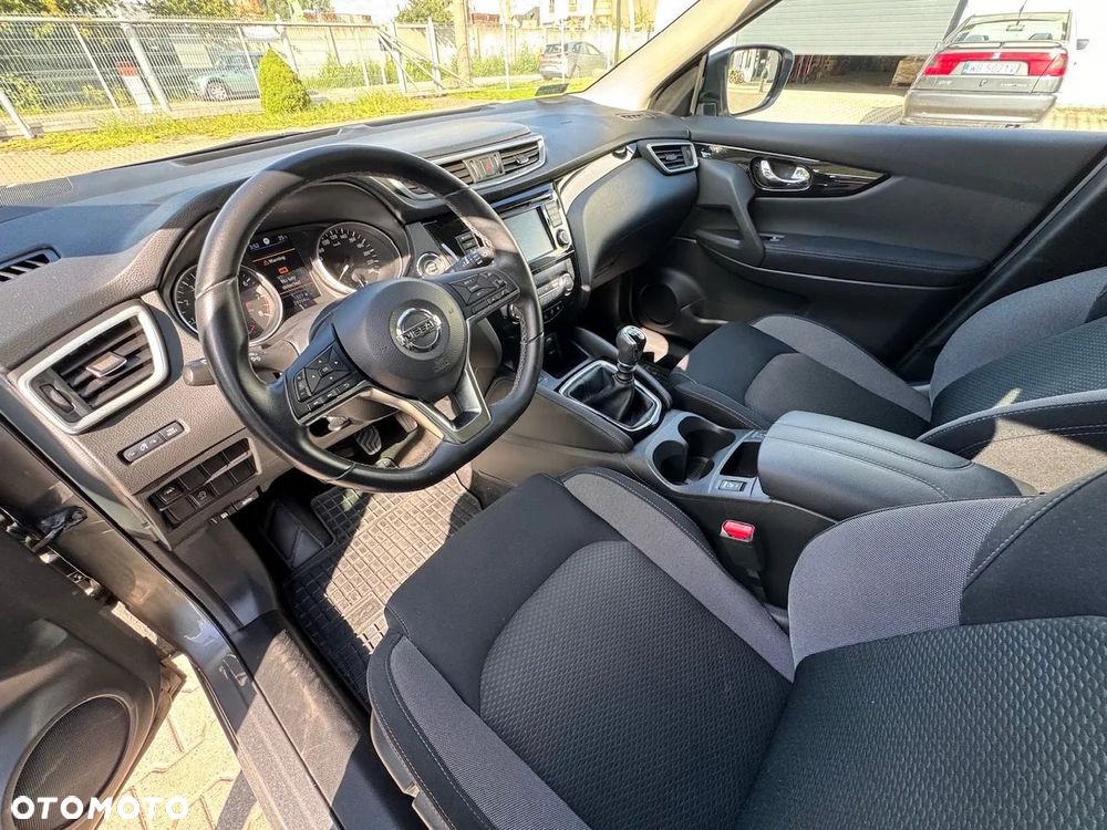 Nissan Qashqai 1.3 DIG-T N-Connecta - 15