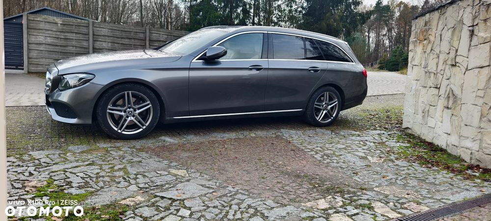 Mercedes-Benz Klasa E 220 d 4Matic 9G-TRONIC Avantgarde - 8