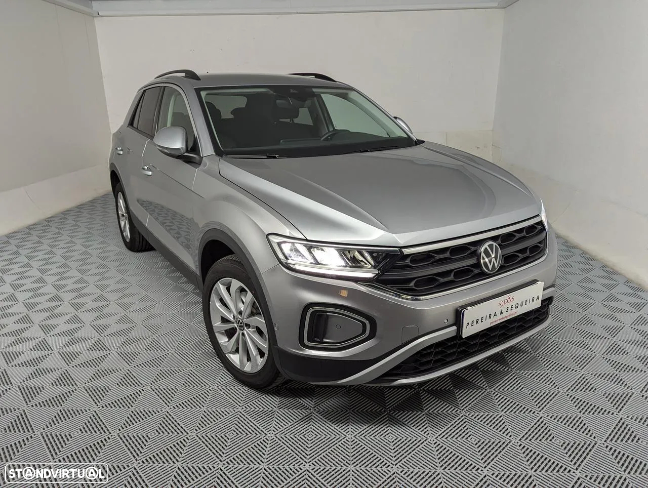 VW T-Roc 1.0 TSI Style - 2