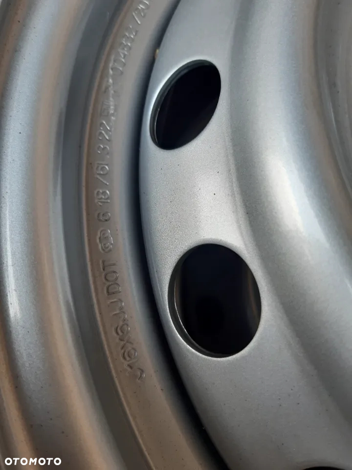Koła zimowe Mitsubishi L200 16x6JJ 205/80R16C 205R16C 3318 - 4
