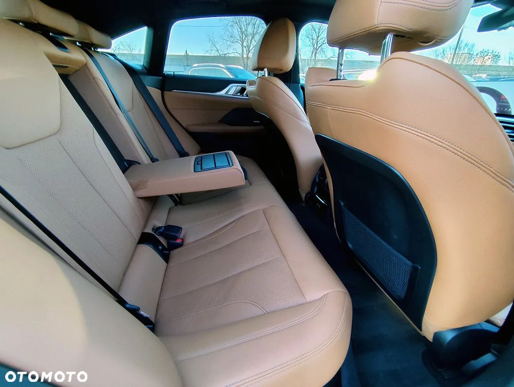 BMW i4 83.9kWh M50 xDrive - 10