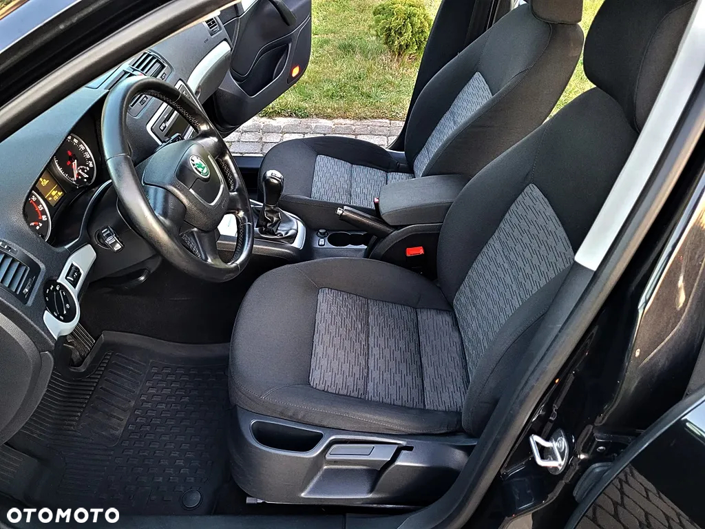 Skoda Octavia 1.6 TDI Ambiente - 29