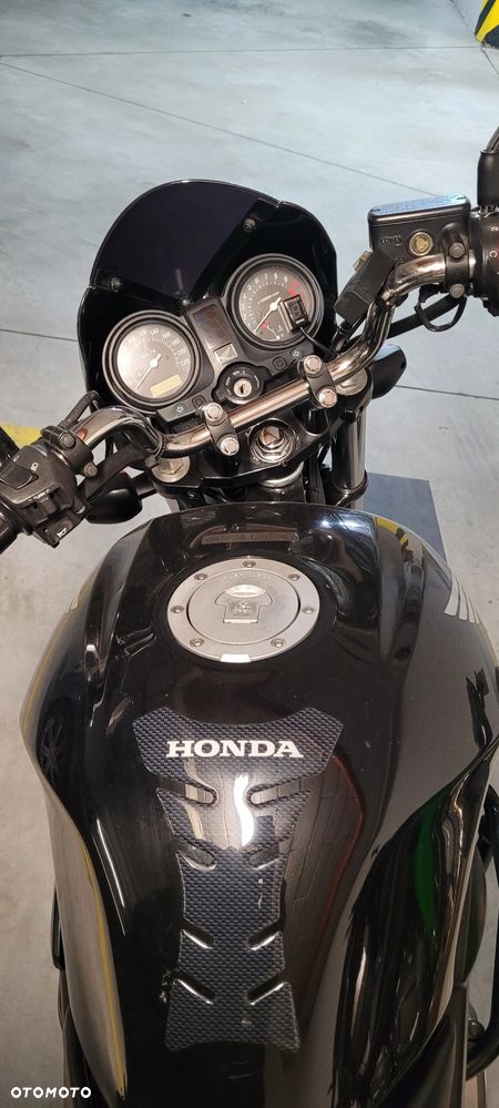 Honda CBF - 4