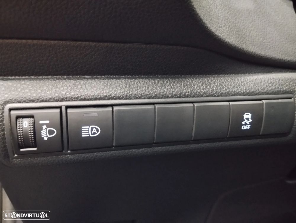 Toyota Corolla 1.8 Hybrid Comfort+P.Sport - 18