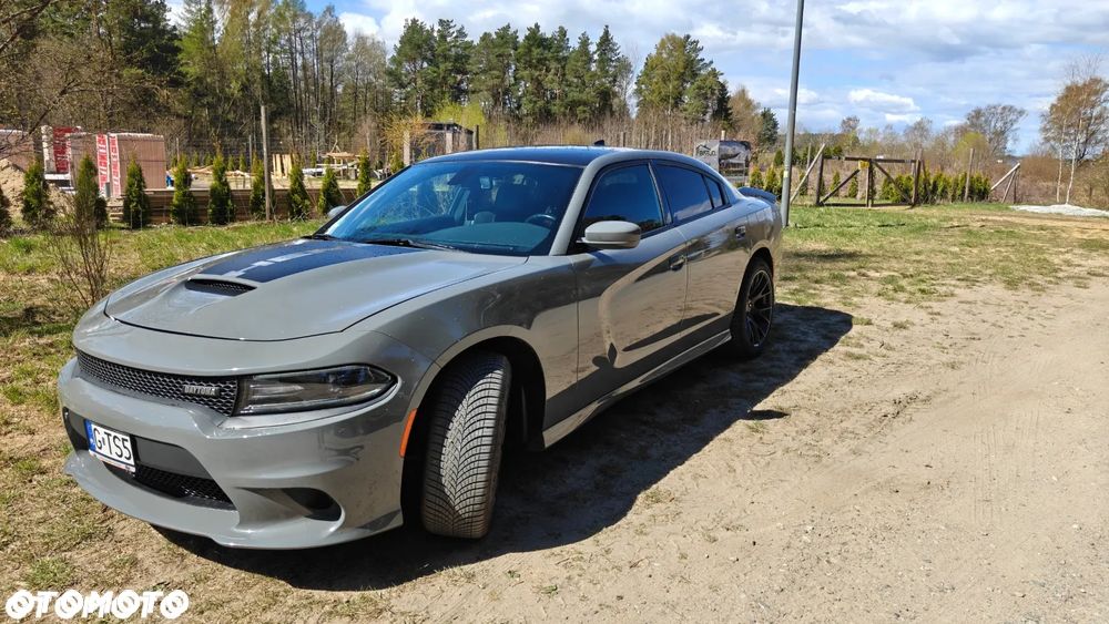 Dodge Charger - 4