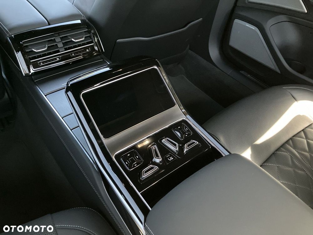 Audi A8 - 39
