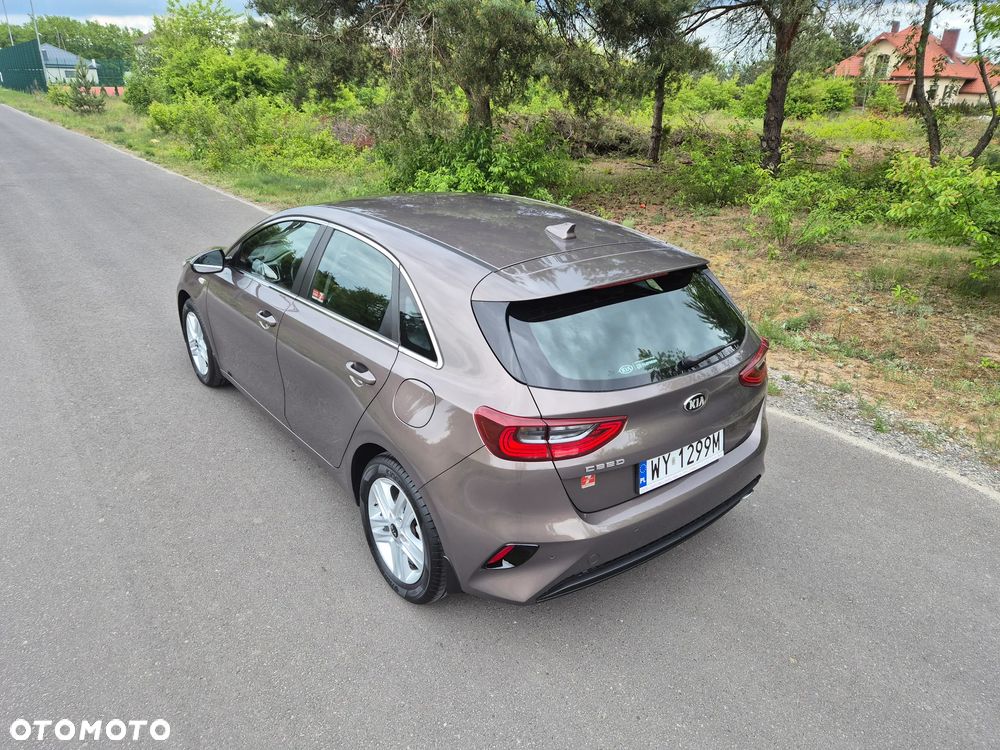 Kia Ceed 1.4 T-GDI M - 9