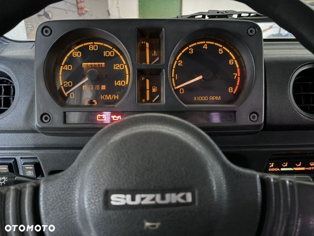 Suzuki Samurai - 5