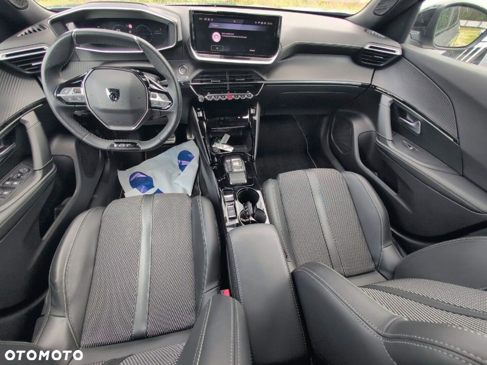 Peugeot 2008 - 9