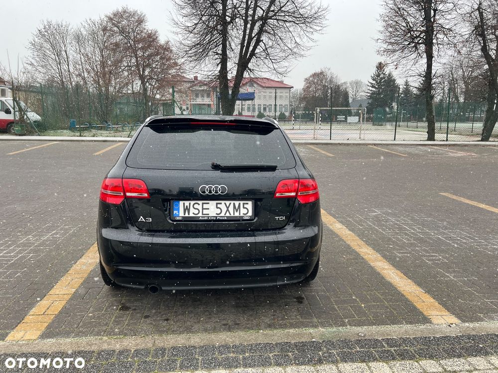 Audi A3 Sportback 1.6 TDI Ambiente - 4