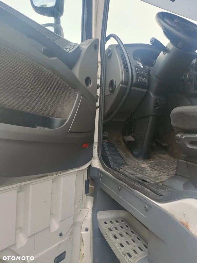 DAF - 8