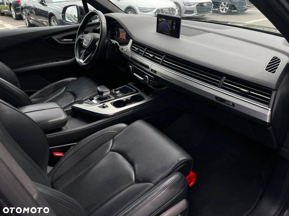 Audi Q7 - 24