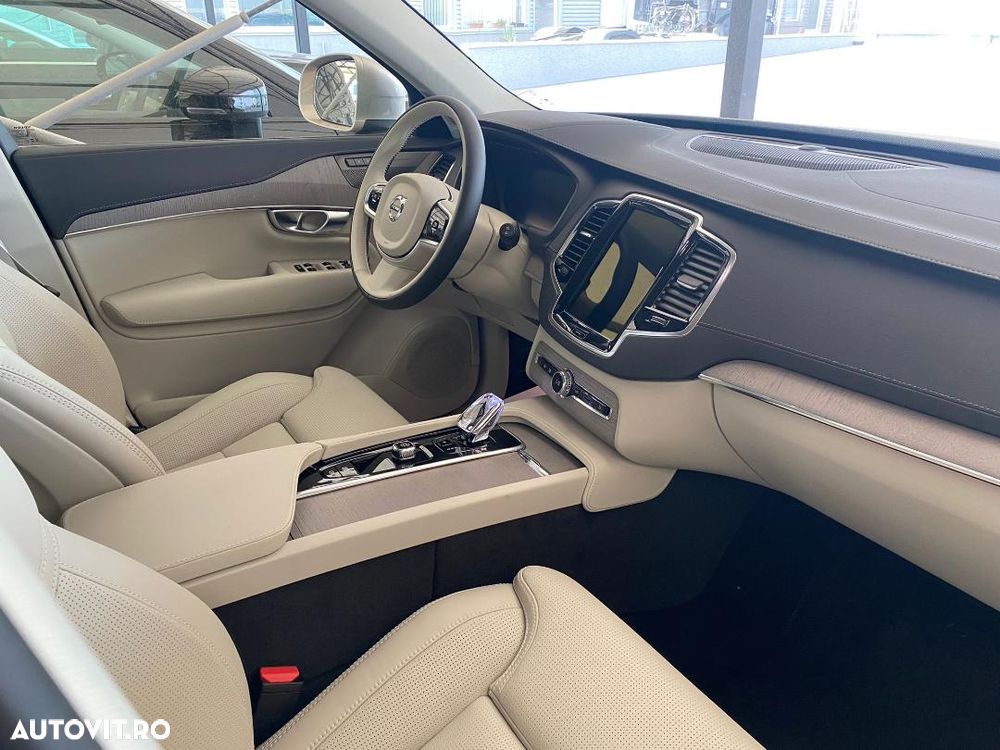 Volvo XC 90 T8 AWD PHEV Plus Dark - 5