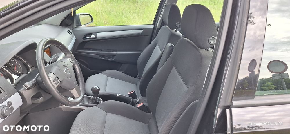 Opel Astra 1.9 CDTI Elegance - 14