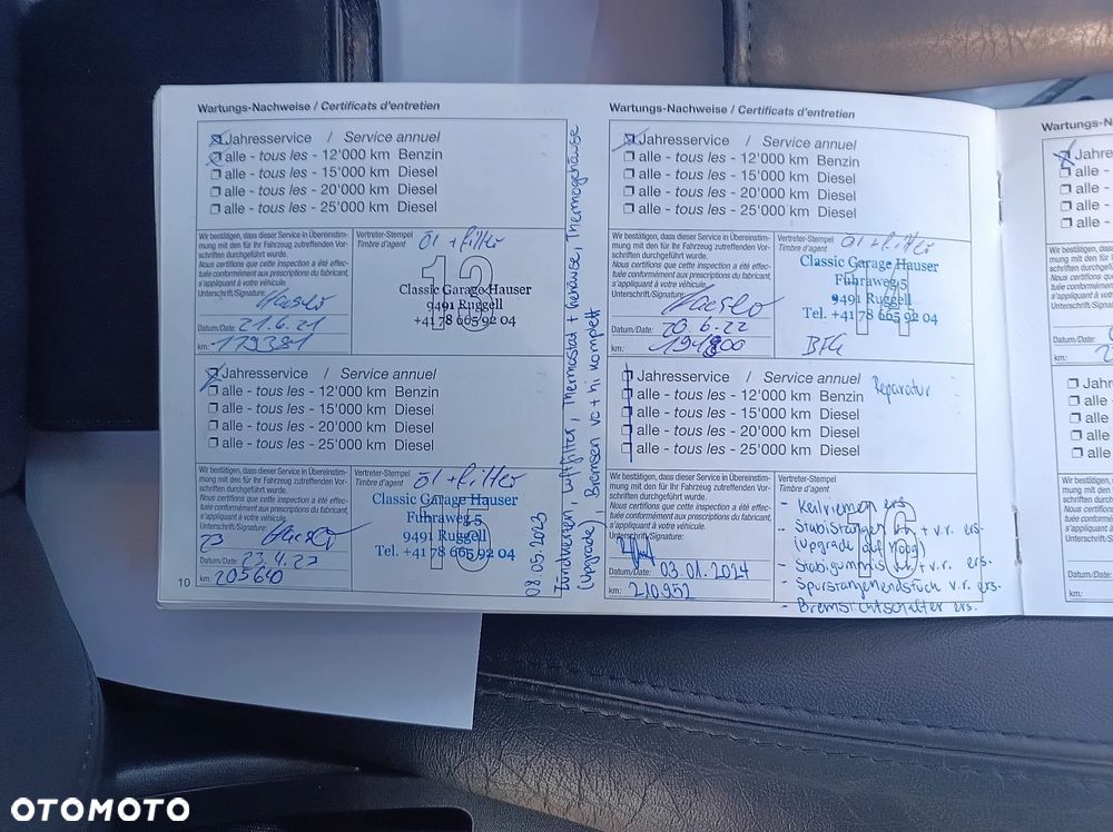 Jeep Grand Cherokee - 30