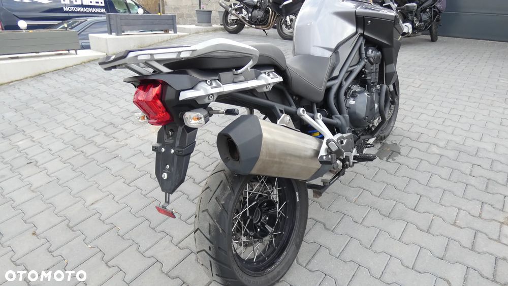 Triumph Tiger - 10