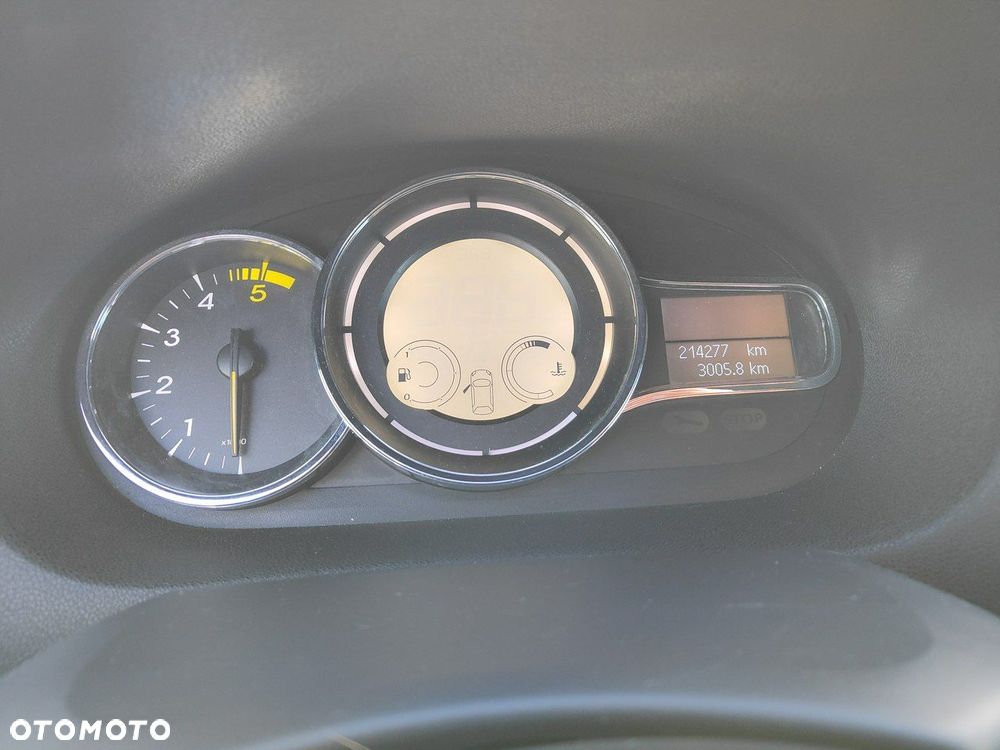 Renault Megane 1.5 dCi Dynamique EDC - 9
