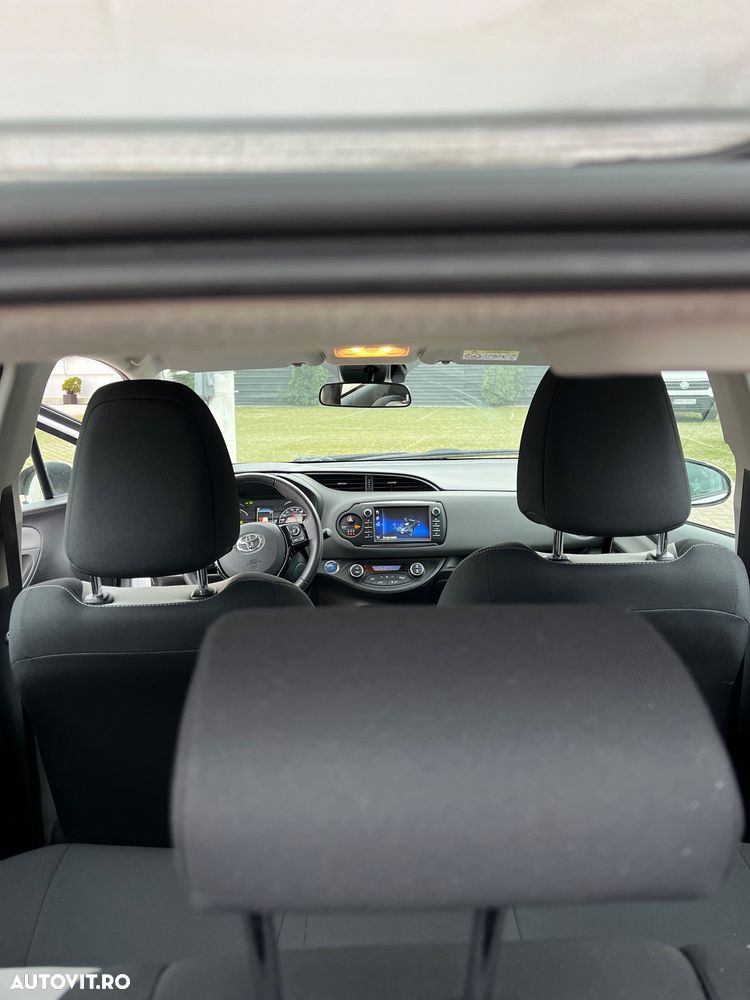 Toyota Yaris - 16
