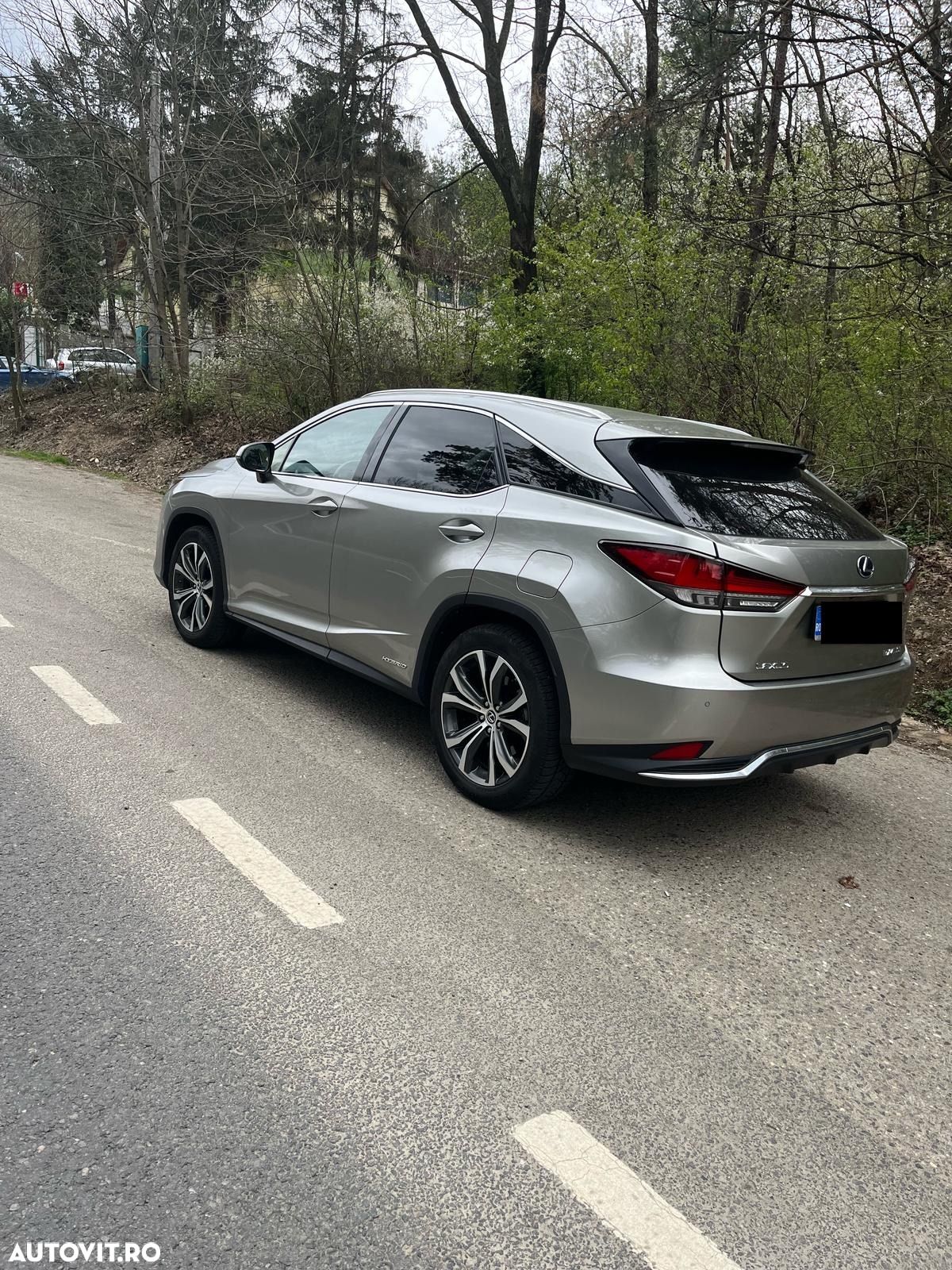 Lexus Seria RX - 1