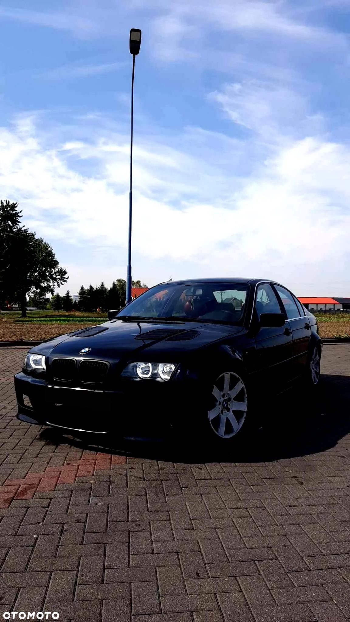 BMW Seria 3 330i - 1
