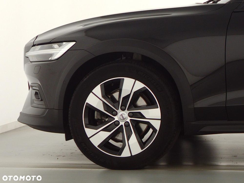 Volvo V60 Cross Country B4 D AWD Geartronic Pro - 6
