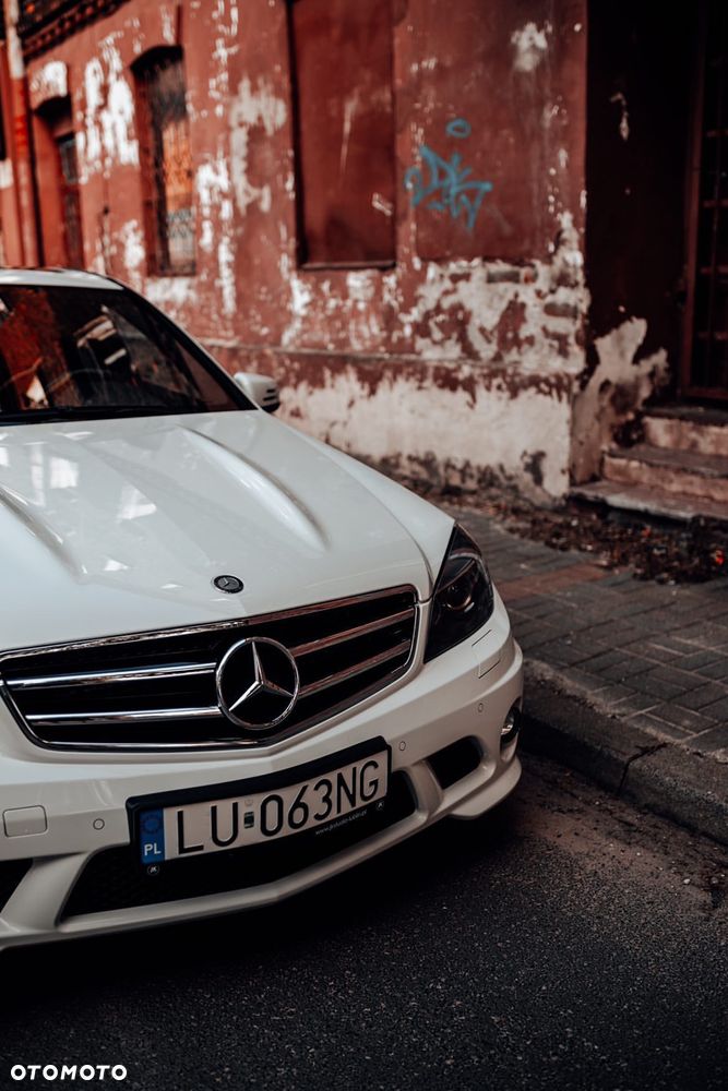 Mercedes-Benz Klasa C 63 AMG - 4