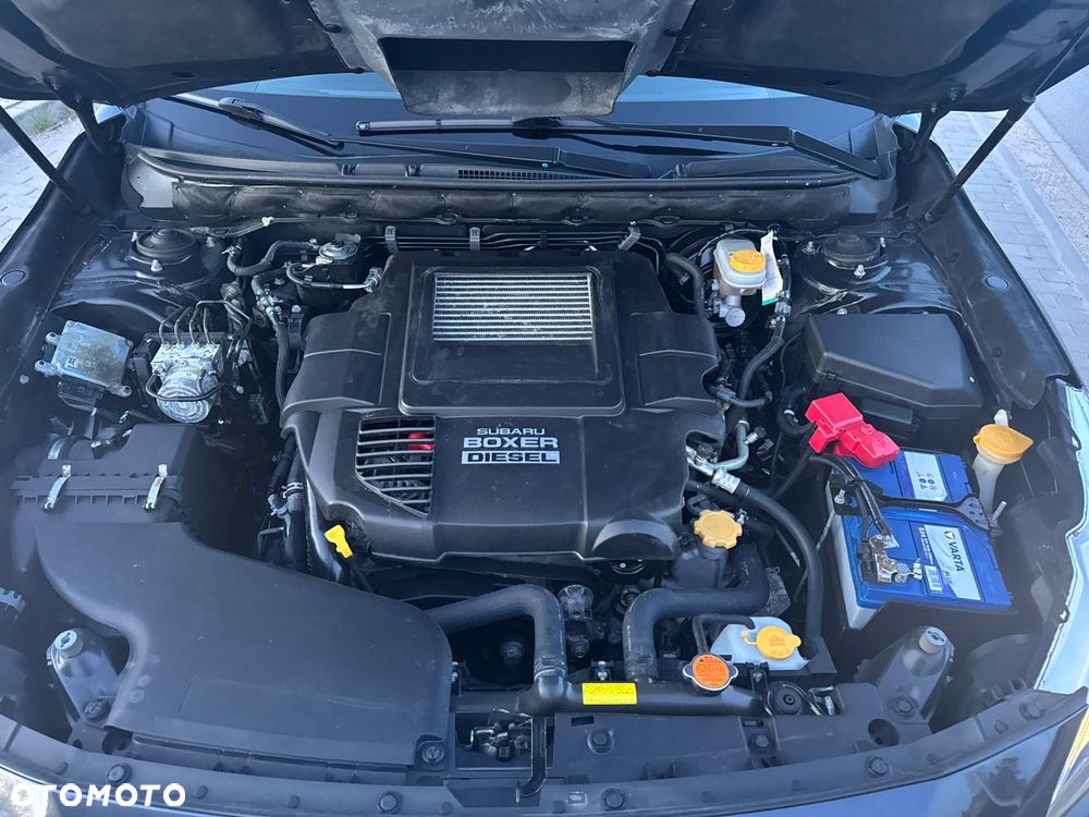 Subaru Outback 2.0D Active Lineartronic - 19