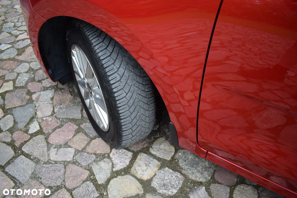 Kia Rio - 6