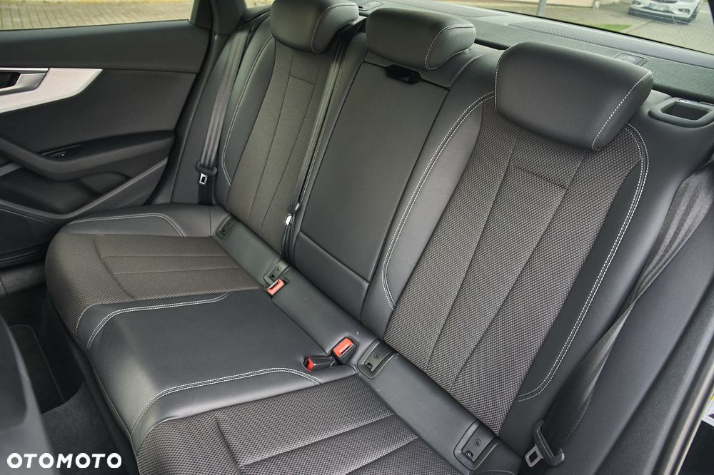 Audi A4 Limousine 35 TFSI S tronic S line - 22