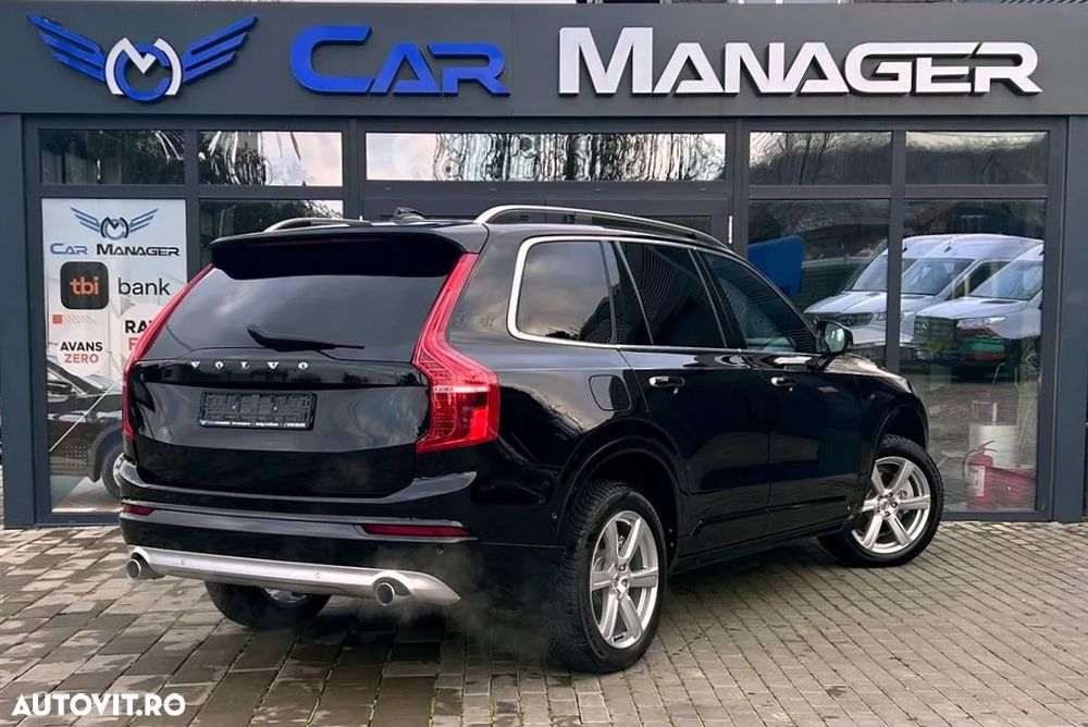 Volvo XC 90 D5 AWD Momentum - 3