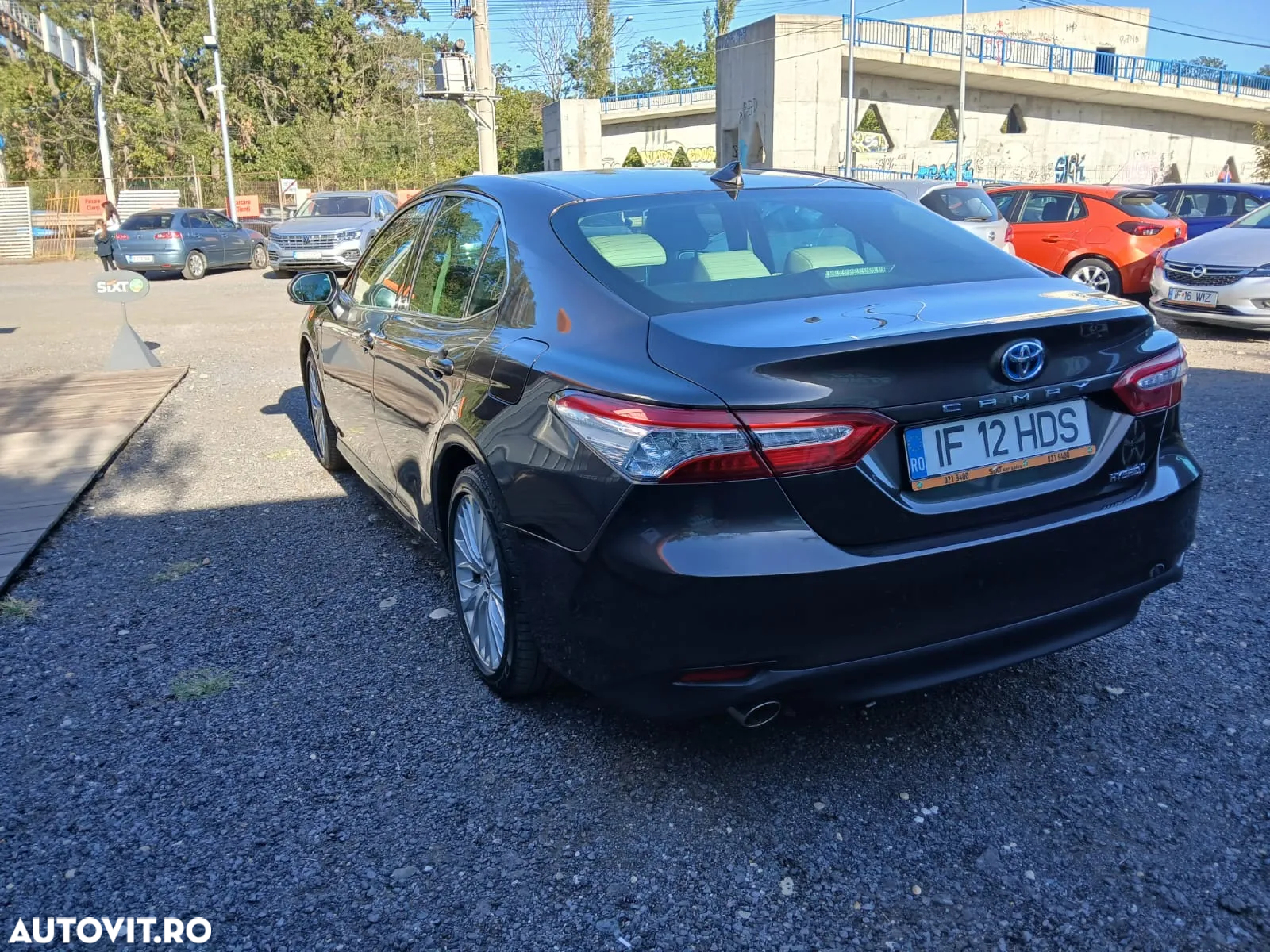 Toyota Camry 2.5 Hybrid Dynamic - 4