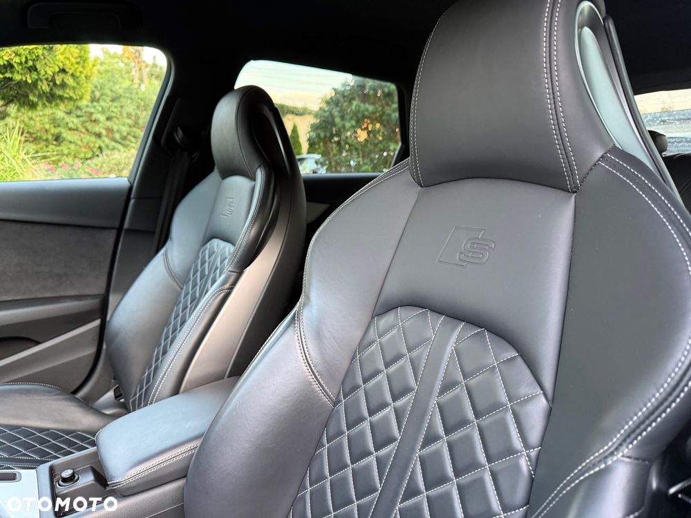 Audi A4 Avant 40 TDI Quattro S Line S tronic - 19