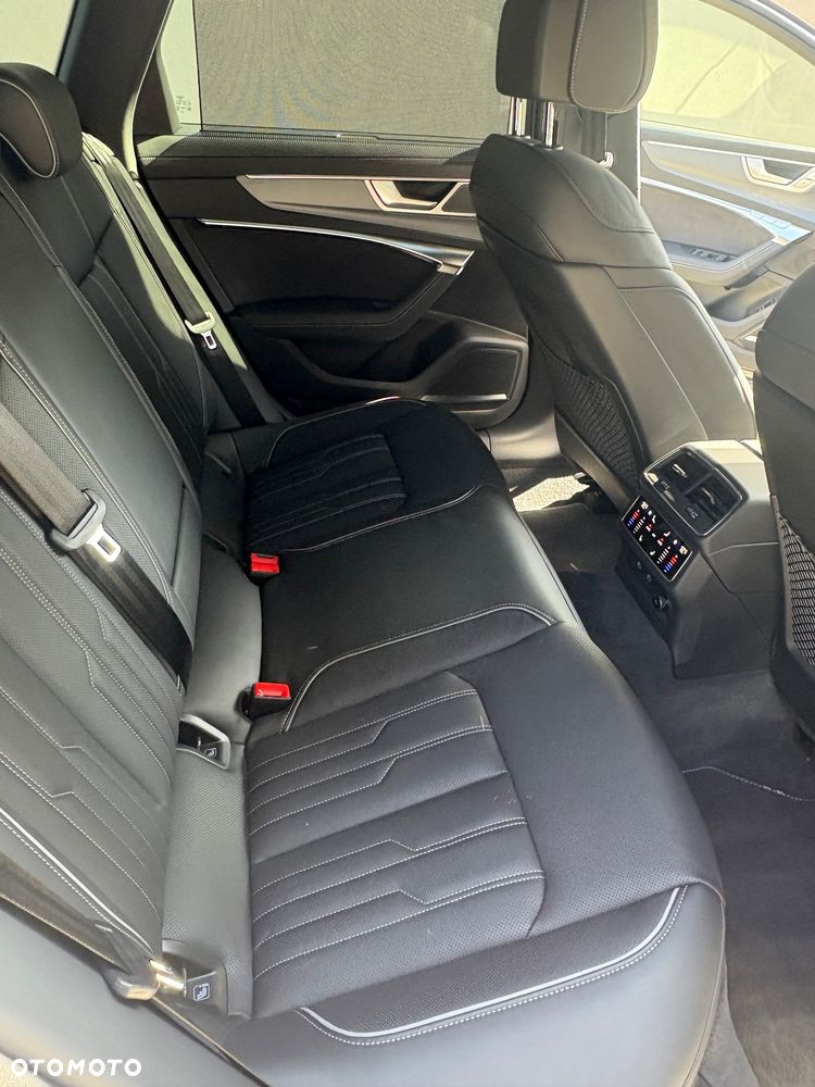 Audi A6 Allroad - 12