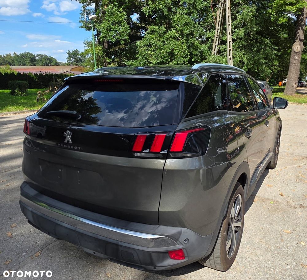 Peugeot 3008 1.2 PureTech Allure S&S - 4