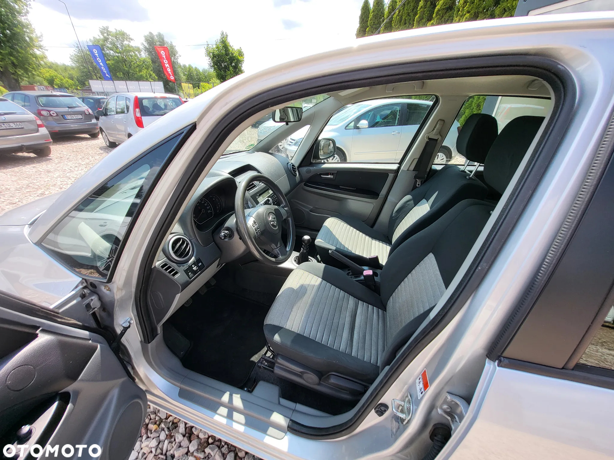 Suzuki SX4 1.6 GS / Premium - 9