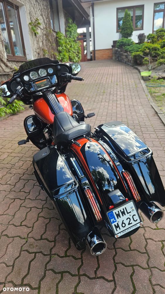 Harley-Davidson CVO Street Glide - 3