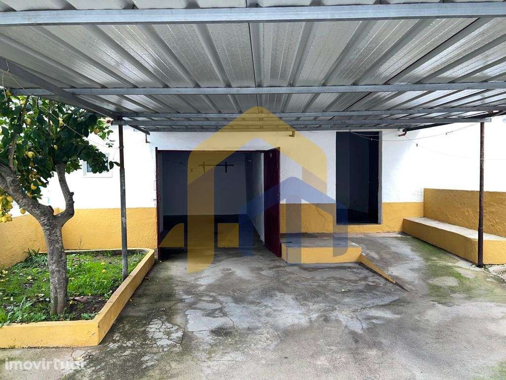 Conjunto habitacional - Moradia T2+1 e Garagem  em São Lourenço de Mam - Grande imagem: 5/15