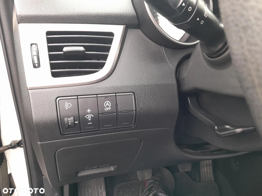Hyundai i30 1.6 D Comfort - 21