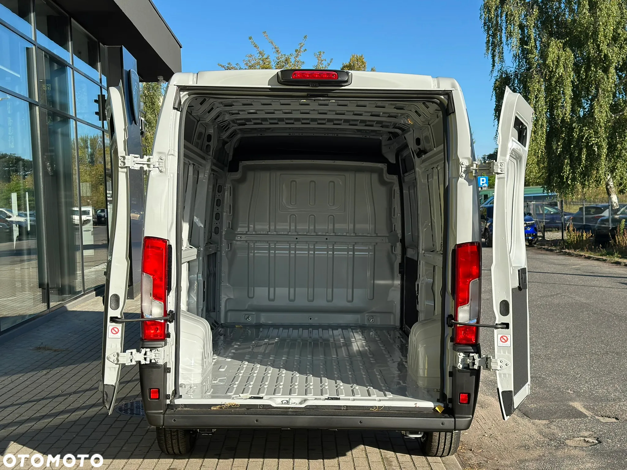 Opel Movano Furgon L3H2 - 23