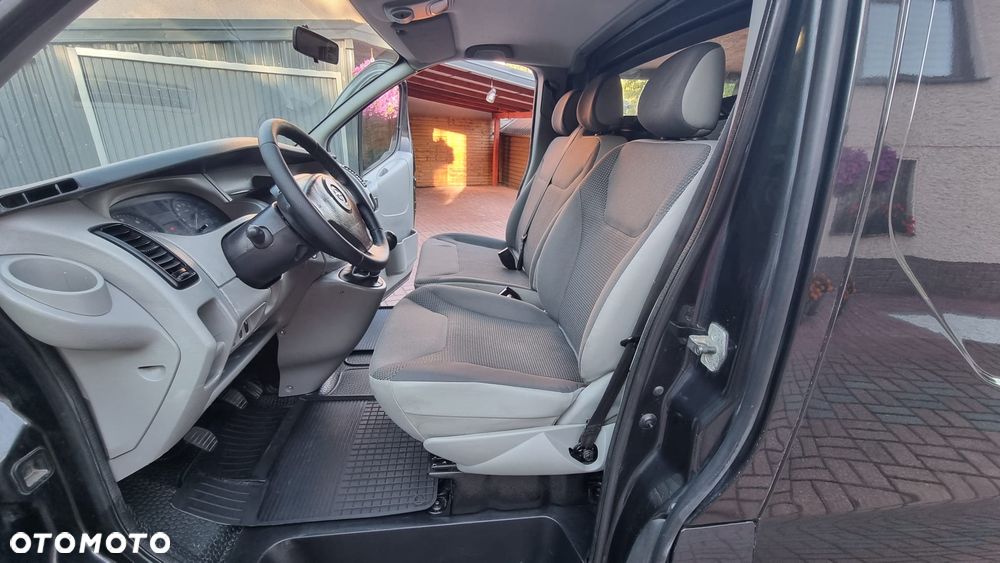 Opel Vivaro - 13