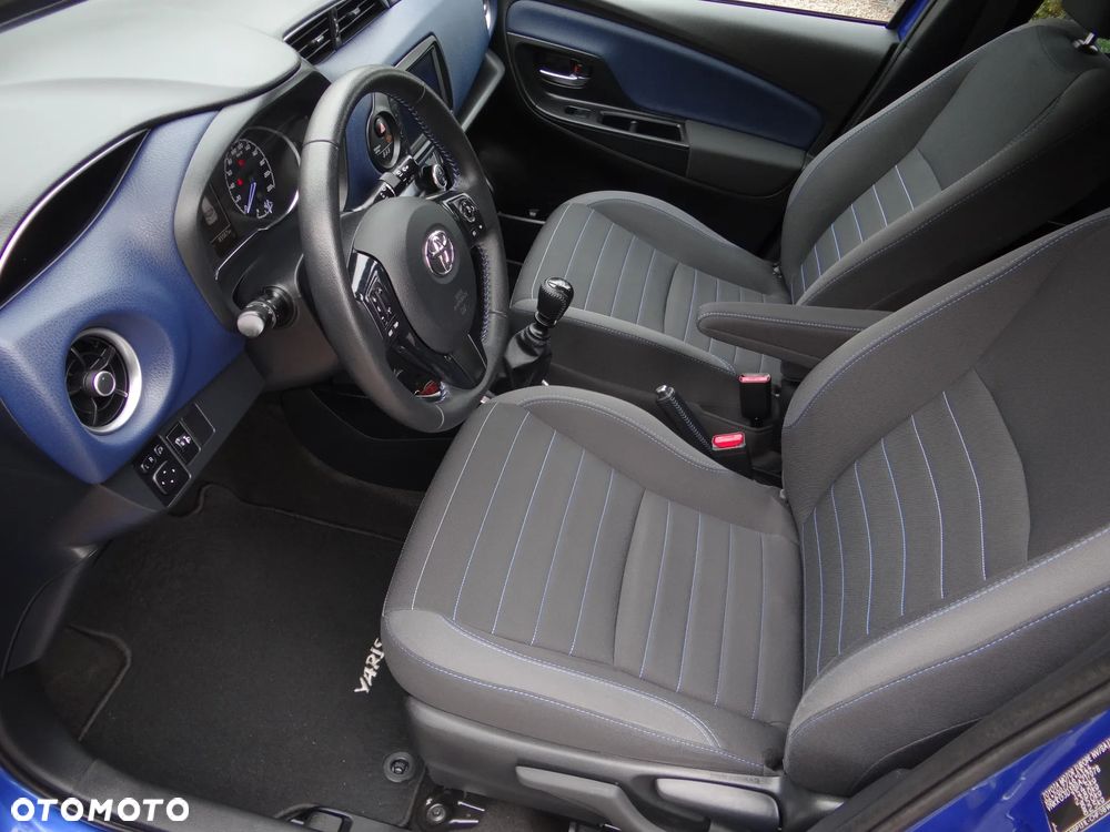Toyota Yaris 1.5 Premium - 19
