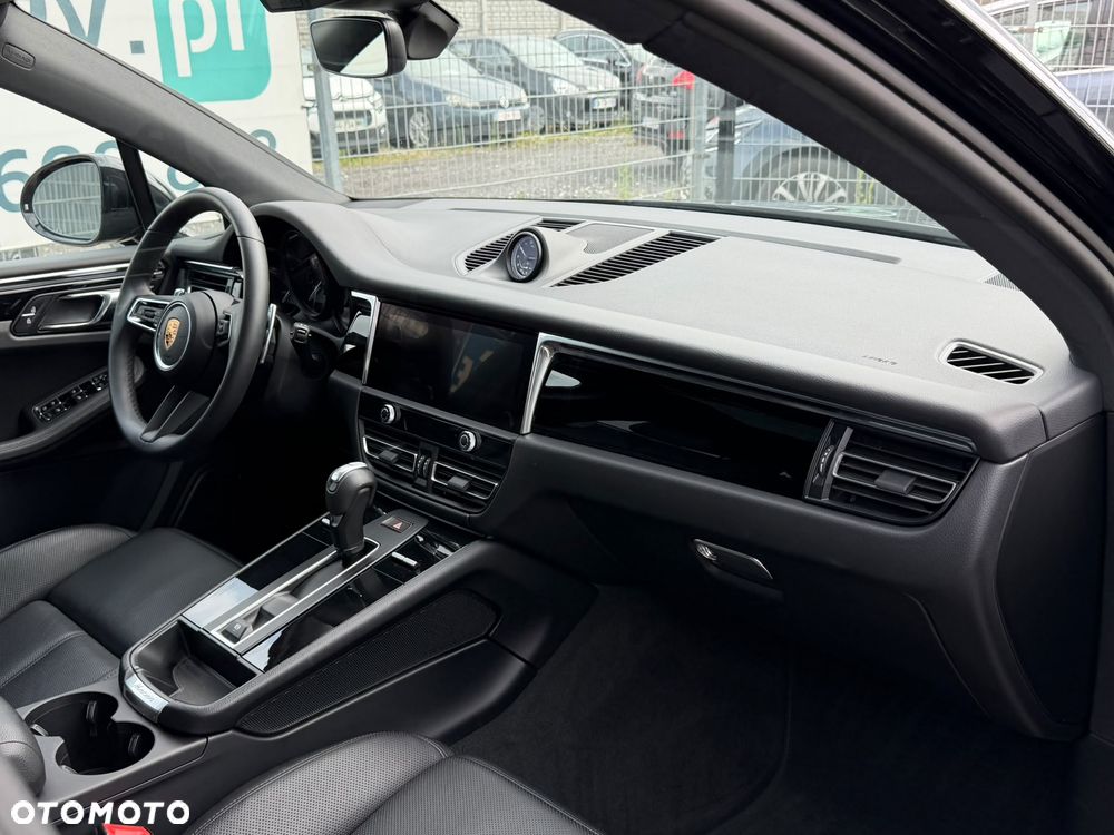 Porsche Macan T PDK - 38