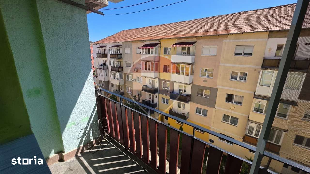 Apartament 4 camere de vânzare - Vitrometan — fotografia 3